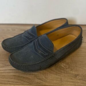 TOD’S Blue Suede Driving Loafers